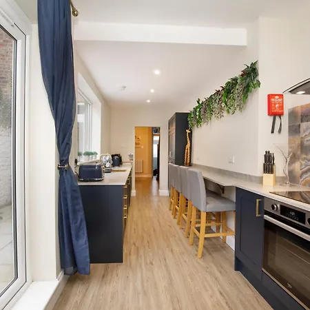The Milton Sleeps 8 Close To York City Centre Pet Friendly Exterior photo