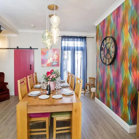 The Milton Sleeps 8 Close To York City Centre Pet Friendly Exterior photo